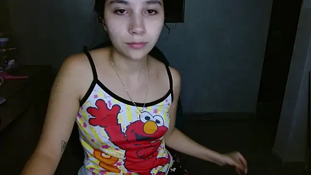 mia  lopez  online show from June 19, 2026, 4:07 am