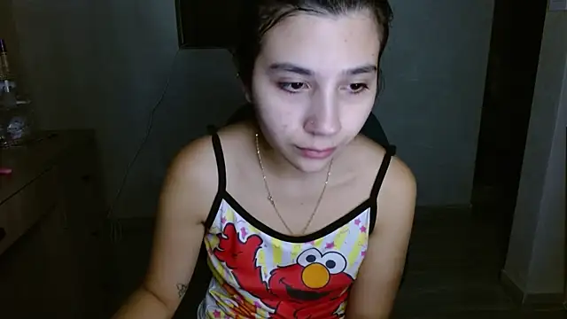 mia  lopez  online show from June 25, 2026, 3:48 am