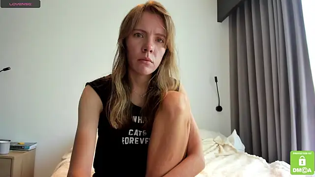 Snapshot of Kalisee_ chatting on March 30, 2026, 5:53 am Kalisee online show from March 30, 2026, 5:53 am