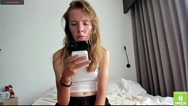 Snapshot of Kalisee_ chatting on March 14, 2026, 6:52 am Kalisee online show from March 14, 2026, 6:52 am