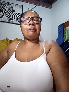 YELLOW BONE online show from June 15, 2026, 9:14 pm