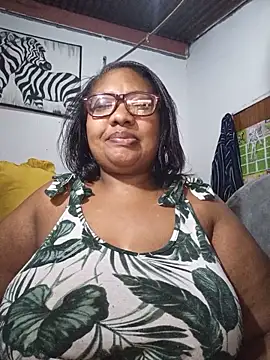 YELLOW BONE online show from June 8, 2026, 8:42 pm