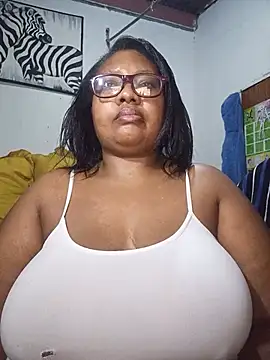 YELLOW BONE online show from June 14, 2026, 7:48 pm