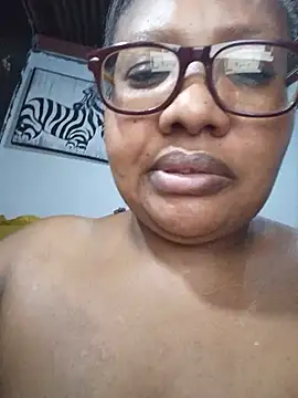 YELLOW BONE online show from June 10, 2026, 8:32 pm