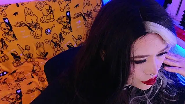 wickedxqueen online show from June 9, 2026, 9:38 pm