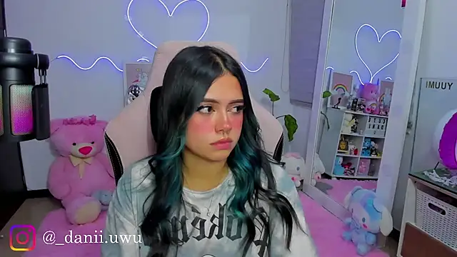 CuteDani  online show from March 20, 2026, 3:18 am