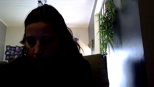 feline27 online show from March 16, 2026, 2:32 pm