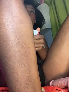 coral1727 online show from April 20, 2026, 10:11 pm