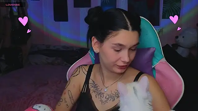 Amanda Tender online show from September 23, 2025, 12:17 am