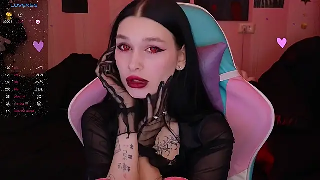 Amanda Tender online show from February 18, 2025, 10:25 pm