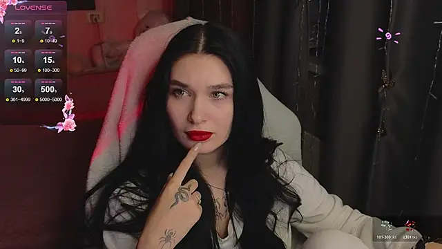 Amanda Tender online show from December 2, 2025, 9:16 pm