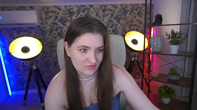 EmmyCharmm online show from June 26, 2026, 5:46 am