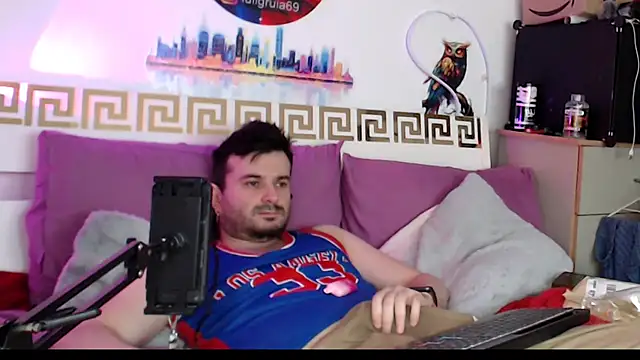 erotico69xxx online show from April 13, 2026, 12:31 pm