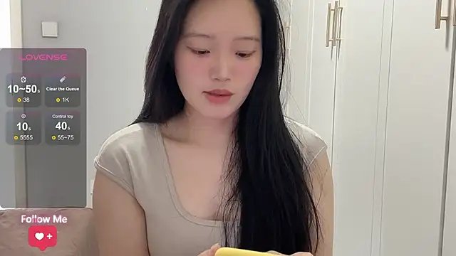 rose-u online show from March 11, 2026, 1:21 am