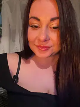 DaisyStreet online show from April 18, 2026, 7:07 pm