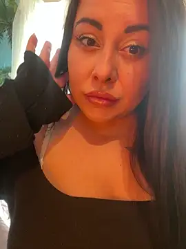 DaisyStreet online show from April 3, 2026, 8:43 am