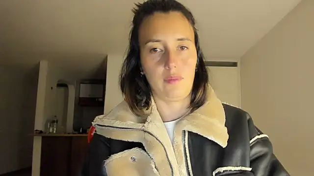 zoe jeane beker online show from February 15, 2025, 12:37 am