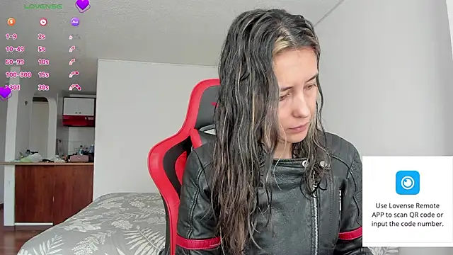 zoe jeane beker online show from March 10, 2026, 7:40 pm