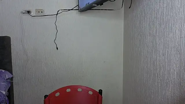 zoe adhara online show from April 21, 2026, 1:07 am