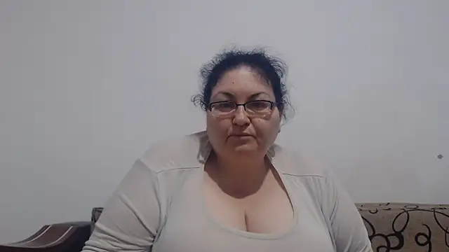 Nykyxo online show from June 6, 2026, 1:27 pm