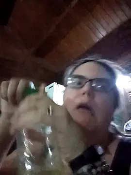 gatitabuena-90 online show from April 7, 2026, 9:27 pm