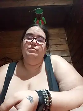 gatitabuena-90 online show from April 11, 2026, 1:46 am