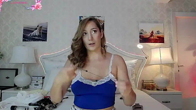 IreneHope online show from June 12, 2026, 9:18 am