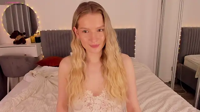 CassieRayss online show from June 29, 2026, 5:12 pm