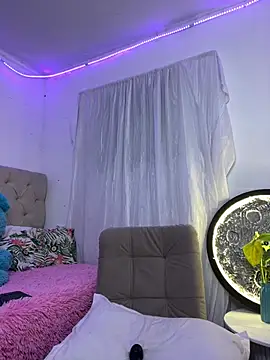 Helleamazing online show from July 16, 2026, 5:15 am