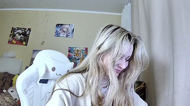 Bunnykiss69 online show from July 9, 2026, 8:08 pm
