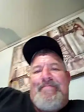 bigdoog8 online show from April 30, 2026, 12:50 am