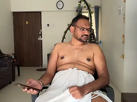 Snapshot of lovbombayduck11 chatting on June 28, 2026, 5:03 am lovbombayduck11 online show from June 28, 2026, 5:03 am