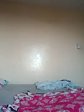 Snapshot of hotgal1112 chatting on February 18, 2026, 3:59 am hotgal1112 online show from February 18, 2026, 3:59 am