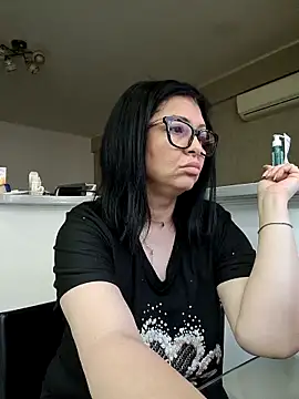 Milf Abigail online show from June 14, 2026, 2:57 am