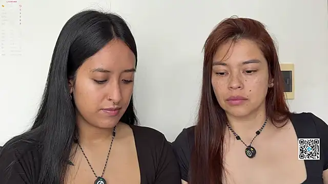 2SummerLove1 online show from May 22, 2026, 2:48 pm