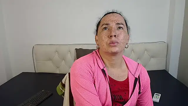 SofiaMadisson online show from February 22, 2025, 1:57 pm