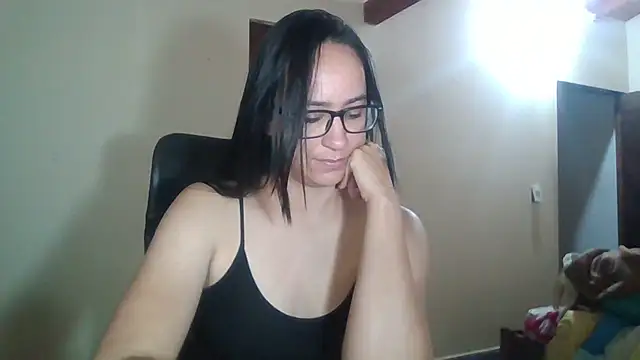 brittanycheeks online show from April 22, 2026, 2:29 am