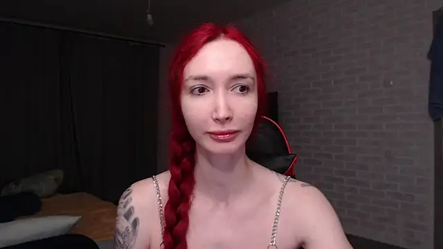 Roxy Silver online show from June 4, 2026, 8:57 pm