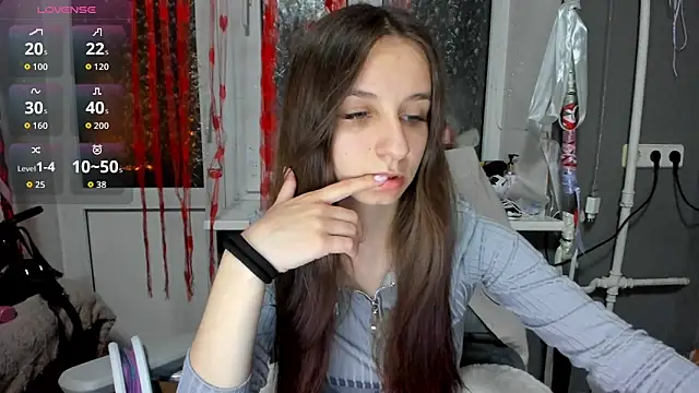  Nika Kik online show from May 17, 2026, 7:03 pm