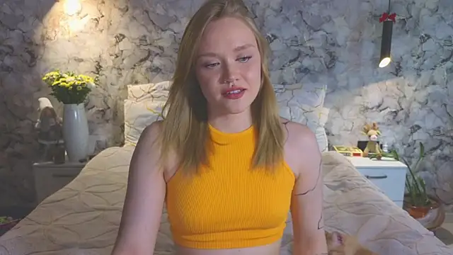 Aurora Golden1 online show from June 13, 2026, 12:03 pm