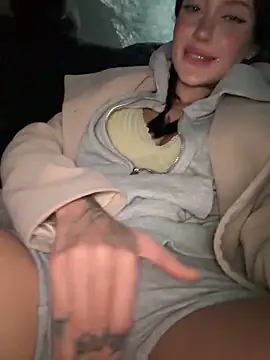 Melissa crazy online show from April 4, 2026, 4:24 pm