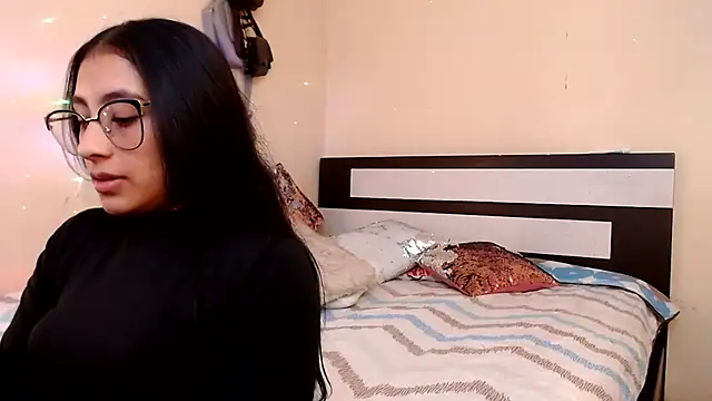 chika hellar online show from June 18, 2026, 7:52 pm