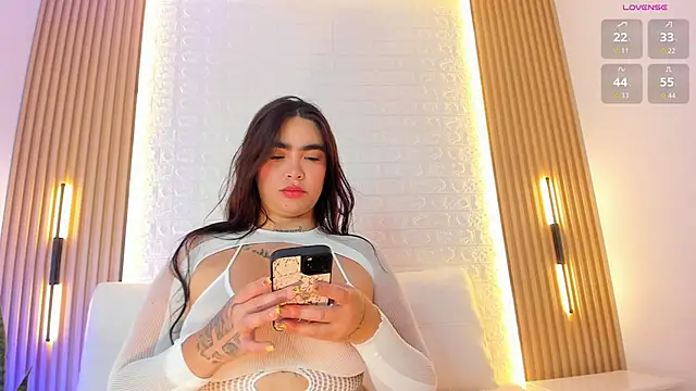 alyssa vargas online show from July 2, 2026, 6:08 am
