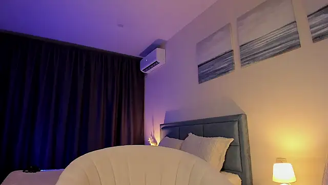 Amazing  bitch online show from June 8, 2026, 7:14 pm