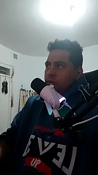 ElferXXX online show from June 26, 2026, 1:33 am