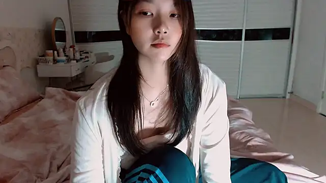 Snapshot of -Lucky_Girl chatting on May 21, 2026, 1:52 pm -Lucky Girl online show from May 21, 2026, 1:52 pm