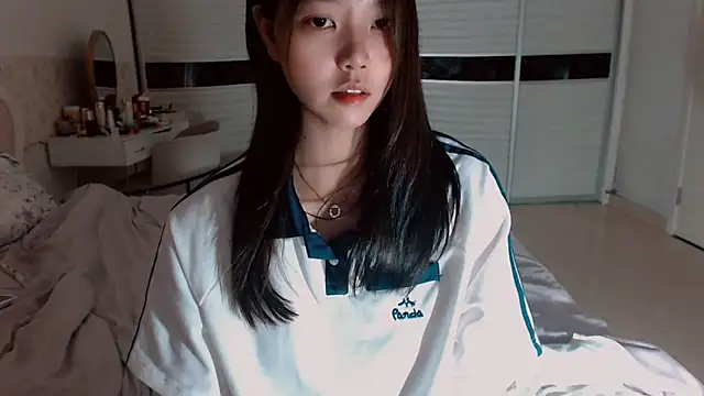 Snapshot of -Lucky_Girl chatting on May 26, 2026, 2:26 pm -Lucky Girl online show from May 26, 2026, 2:26 pm