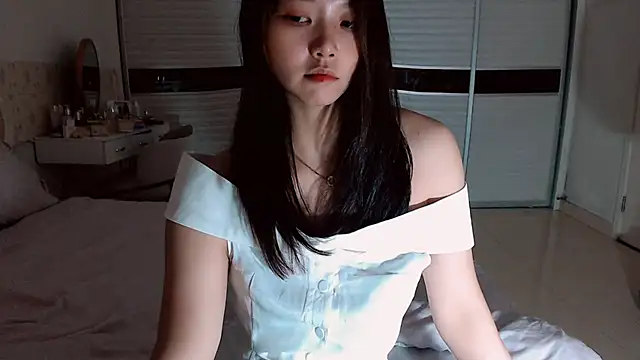 Snapshot of -Lucky_Girl chatting on June 2, 2026, 2:06 pm -Lucky Girl online show from June 2, 2026, 2:06 pm