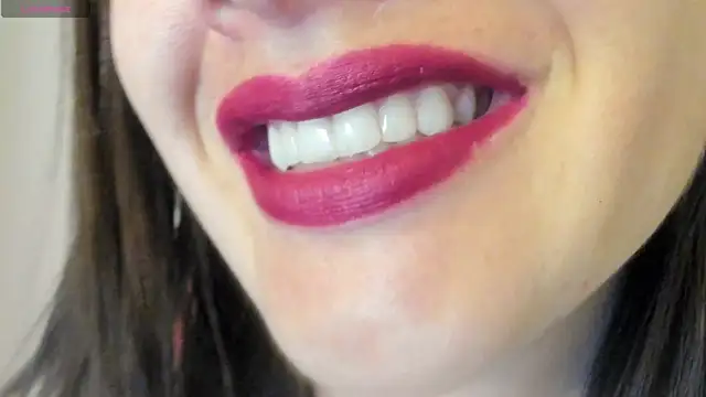 queen fetish online show from June 23, 2026, 9:51 am