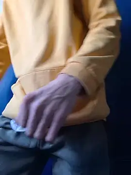 FreezingTie850 online show from March 15, 2026, 4:58 pm